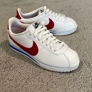 Women’s Nike Classic Cortez Leather - “Forrest Gumps” white/varsity red